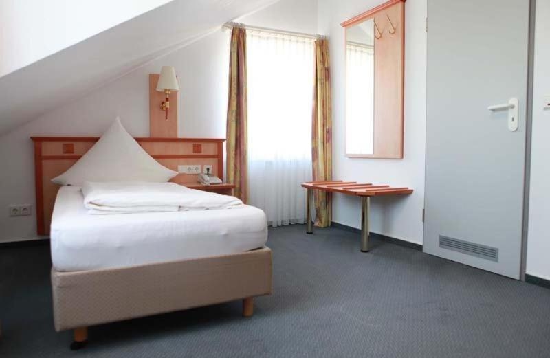 Hotel Wetterau - Self-Check-In Wölfersheim Dış mekan fotoğraf
