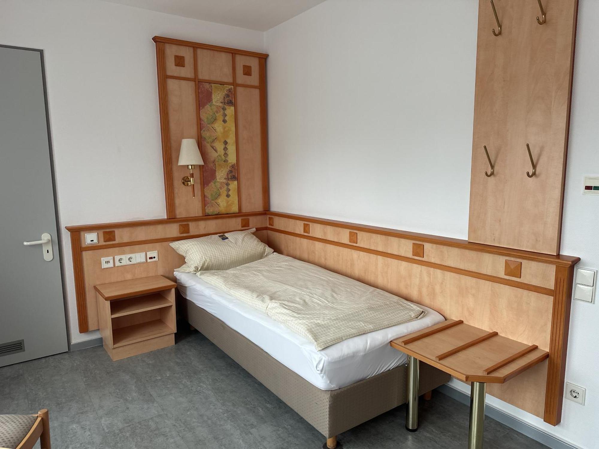 Hotel Wetterau - Self-Check-In Wölfersheim Dış mekan fotoğraf