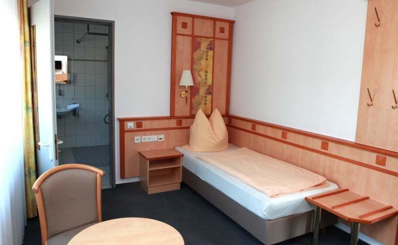 Hotel Wetterau - Self-Check-In Wölfersheim Dış mekan fotoğraf